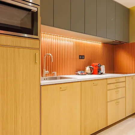 Апартаменты Charming Duplex - 2br For 6p - Saint Germain